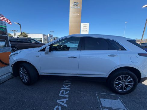 Used 2021 Cadillac XT5 Premium Luxury image 5