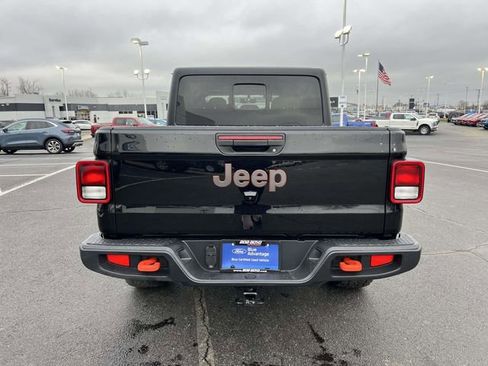 Used 2022 Jeep Gladiator Mojave w/ Cold Weather Group image 6