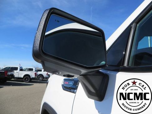 Used 2025 GMC Sierra 1500 AT4 image 18