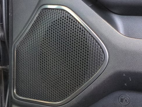 Used 2019 RAM 1500 Limited w/ Advanced Safety Group AWD/4WD image 38