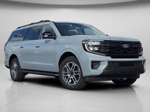 New 2025 Ford Expedition Max Active image 2
