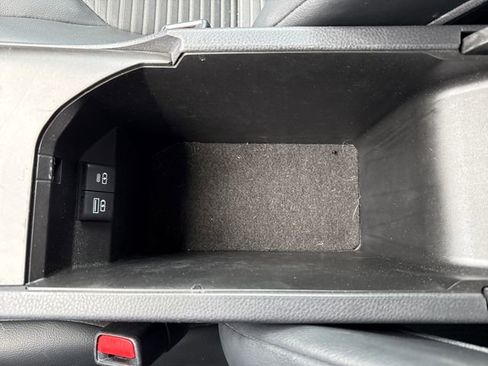 Used 2021 Toyota Camry SE w/ Audio Upgrade Package image 27