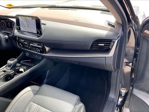Used 2023 Nissan Rogue Platinum w/ Platinum Premium Package AWD/4WD image 12