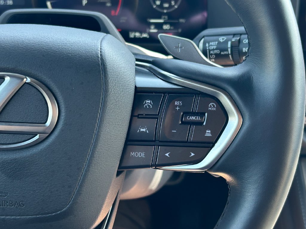 Used 2025 Lexus GX 550 w/ Accessory Package (32) AWD/4WD image 44