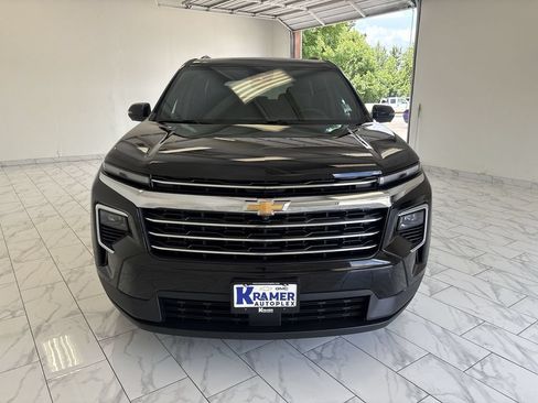 New 2026 Chevrolet Traverse LT w/ Driver Confidence Package FWD image 3