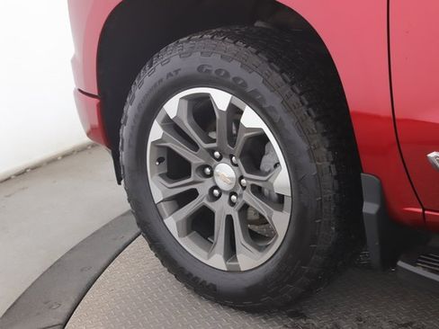 Used 2022 Chevrolet Silverado 1500 High Country image 13