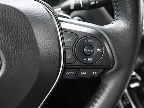 Used 2021 Toyota Corolla XSE image 18