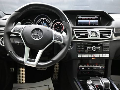 Used 2014 Mercedes-Benz E 63 AMG S-Model image 17