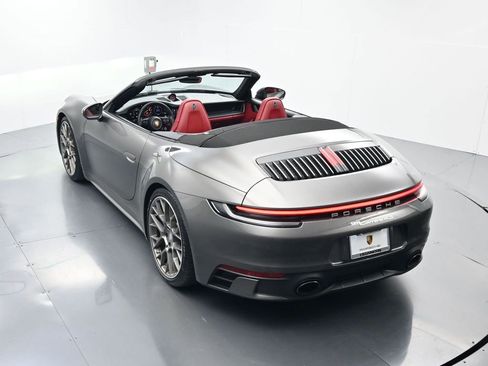 Used 2020 Porsche 911 Carrera 4S image 41