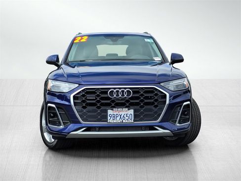 Used 2022 Audi Q5 2.0T Premium Plus w/ Premium Plus Package image 2