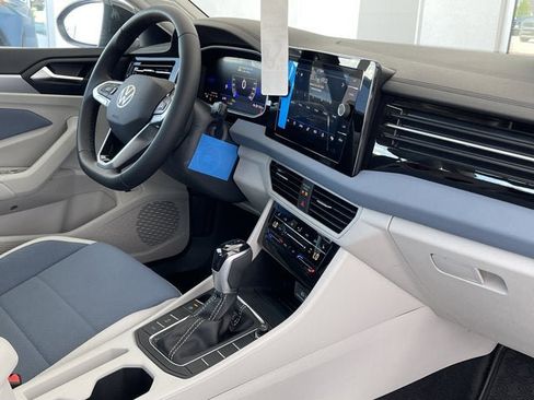 New 2025 Volkswagen Jetta SE image 32