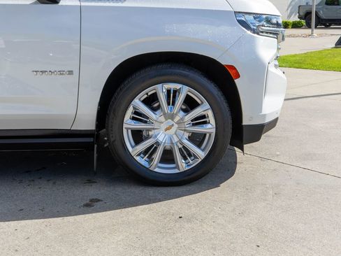 Used 2024 Chevrolet Tahoe High Country w/ Advanced Technology Package AWD/4WD image 41