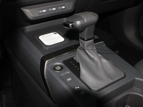 New 2027 Kia Seltos X-Line SX AWD/4WD image 16