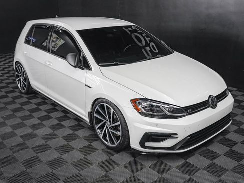 Used 2019 Volkswagen Golf 4-Door image 20