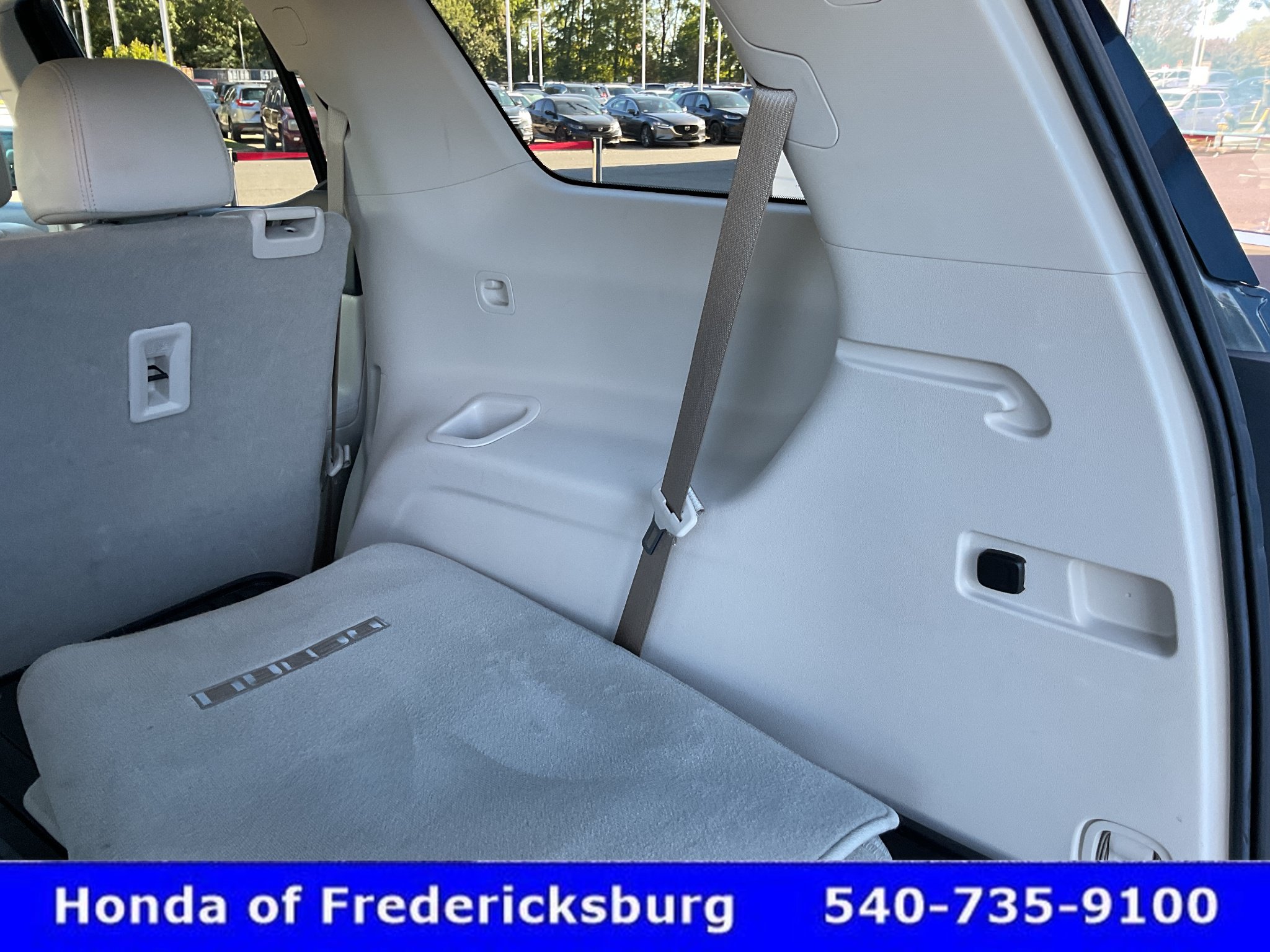 Used 2023 GMC Acadia Denali w/ Denali Ultimate Package FWD image 26