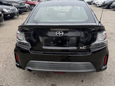 Used 2014 Scion tC FWD image 4