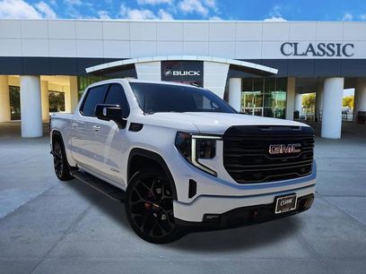 Used 2022 GMC Sierra 1500 Elevation w/ Elevation Premium Package
