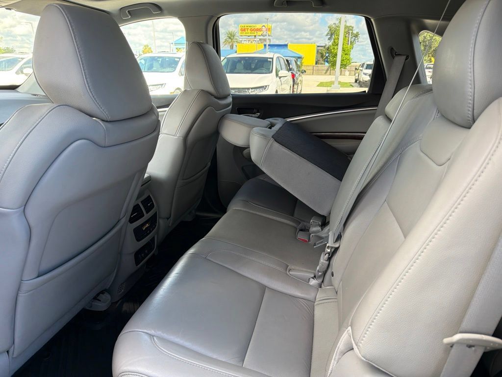 Used 2017 Acura MDX w/ Technology Package FWD image 10