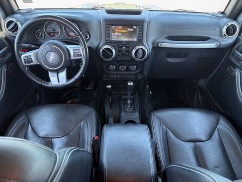 Used 2016 Jeep Wrangler Unlimited Rubicon AWD/4WD image 30