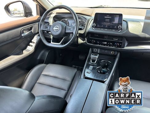 Certified 2023 Nissan Rogue SV w/ SV Premium B Package FWD image 15