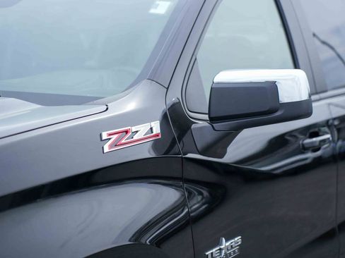 Used 2024 Chevrolet Silverado 1500 LT image 10