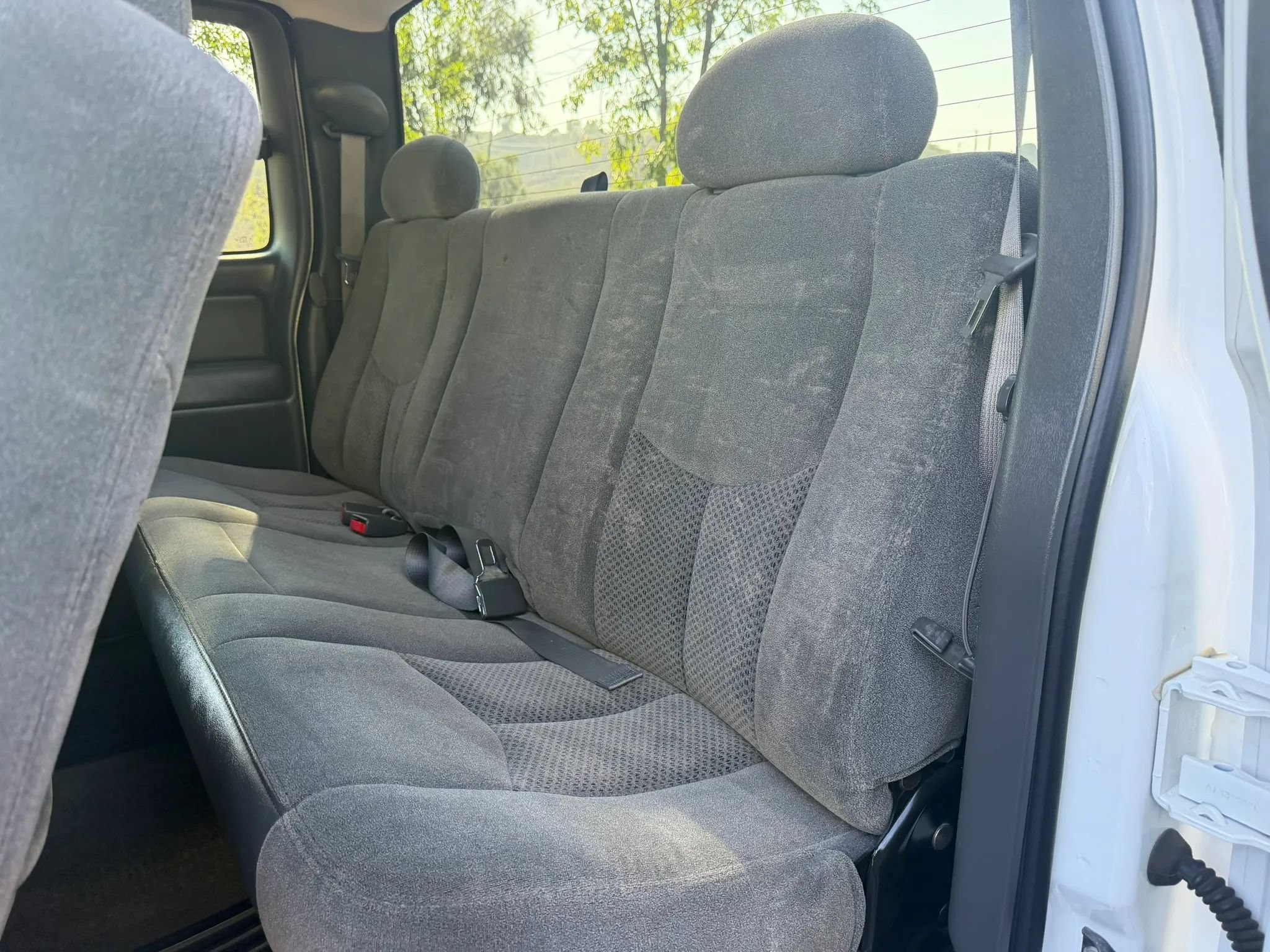 Used 2004 Chevrolet Silverado 2500 LS RWD image 13