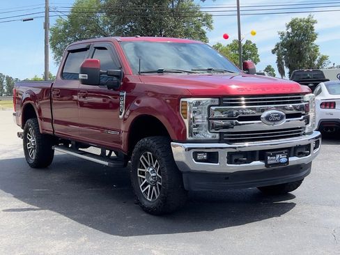 Used 2018 Ford F250 Lariat w/ Lariat Ultimate Package AWD/4WD image 11