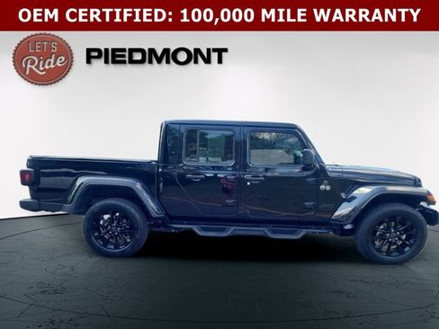 Used 2024 Jeep Gladiator Sport AWD/4WD image 4