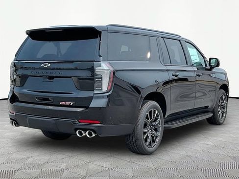 New 2026 Chevrolet Suburban RST w/ Advanced Technology Package AWD/4WD image 6