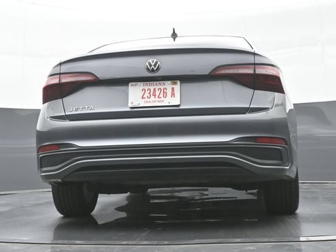 Used 2024 Volkswagen Jetta Sport FWD image 38