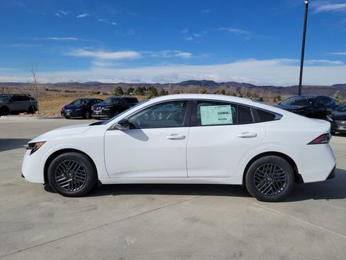New 2026 Nissan Sentra SV w/ SV Convenience Package FWD image 2