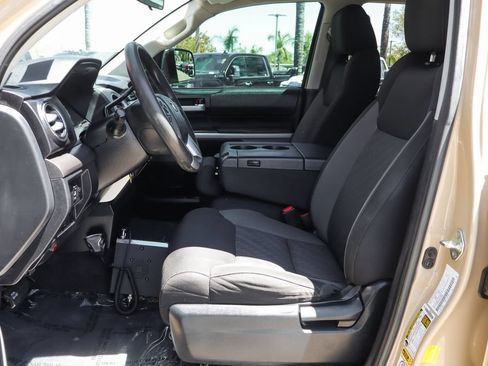 Used 2017 Toyota Tundra SR5 RWD image 19