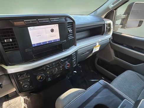 Used 2024 Ford F250 XL w/ STX Appearance Package AWD/4WD image 27