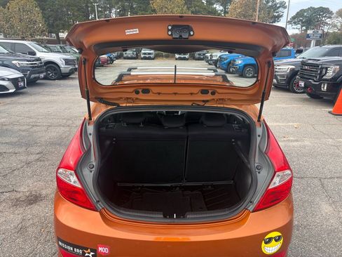 Used 2015 Hyundai Accent GS image 9