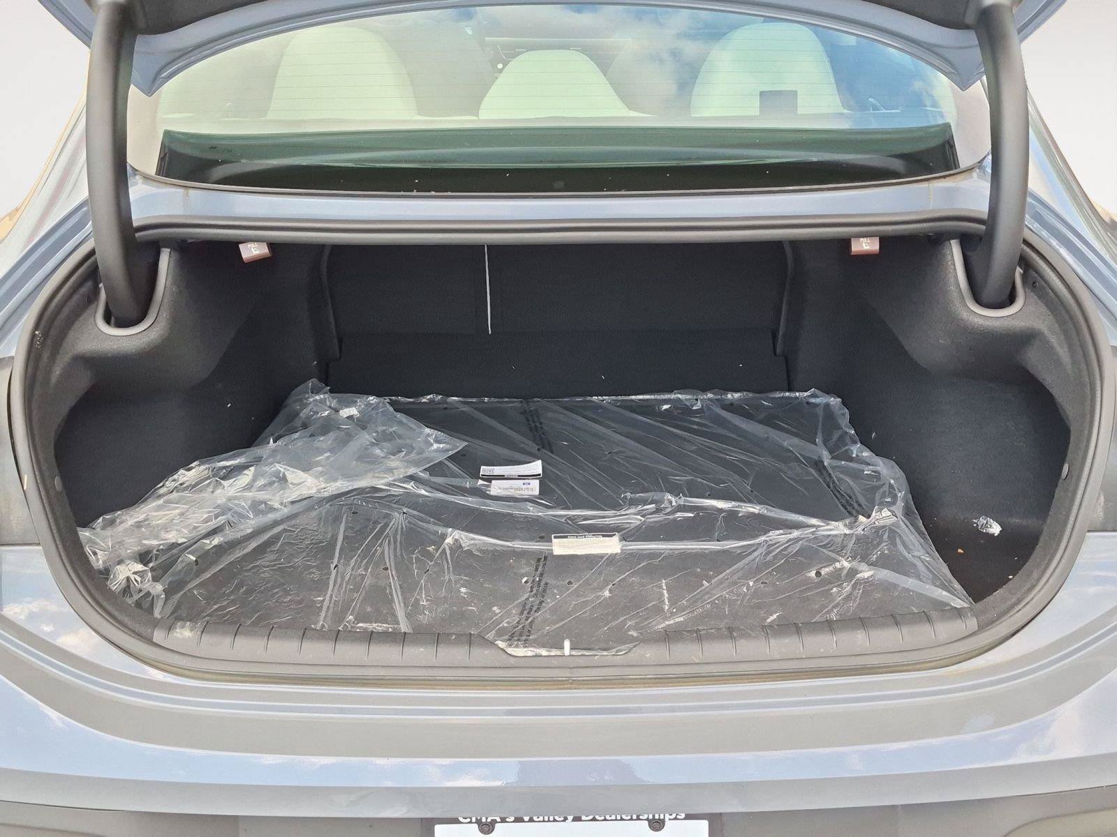 Used 2025 Hyundai Sonata SE FWD image 13