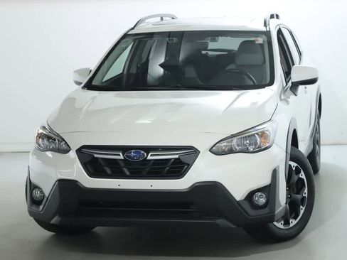 Certified 2023 Subaru Crosstrek 2.0i Premium image 2