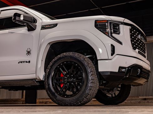 Used 2023 GMC Sierra 1500 AT4 w/ AT4 Premium Package image 11