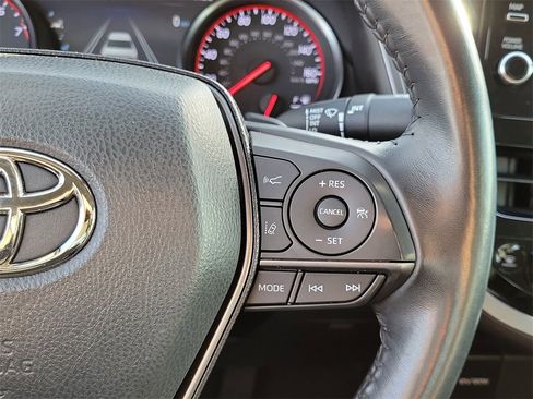 Used 2023 Toyota Camry XSE image 5