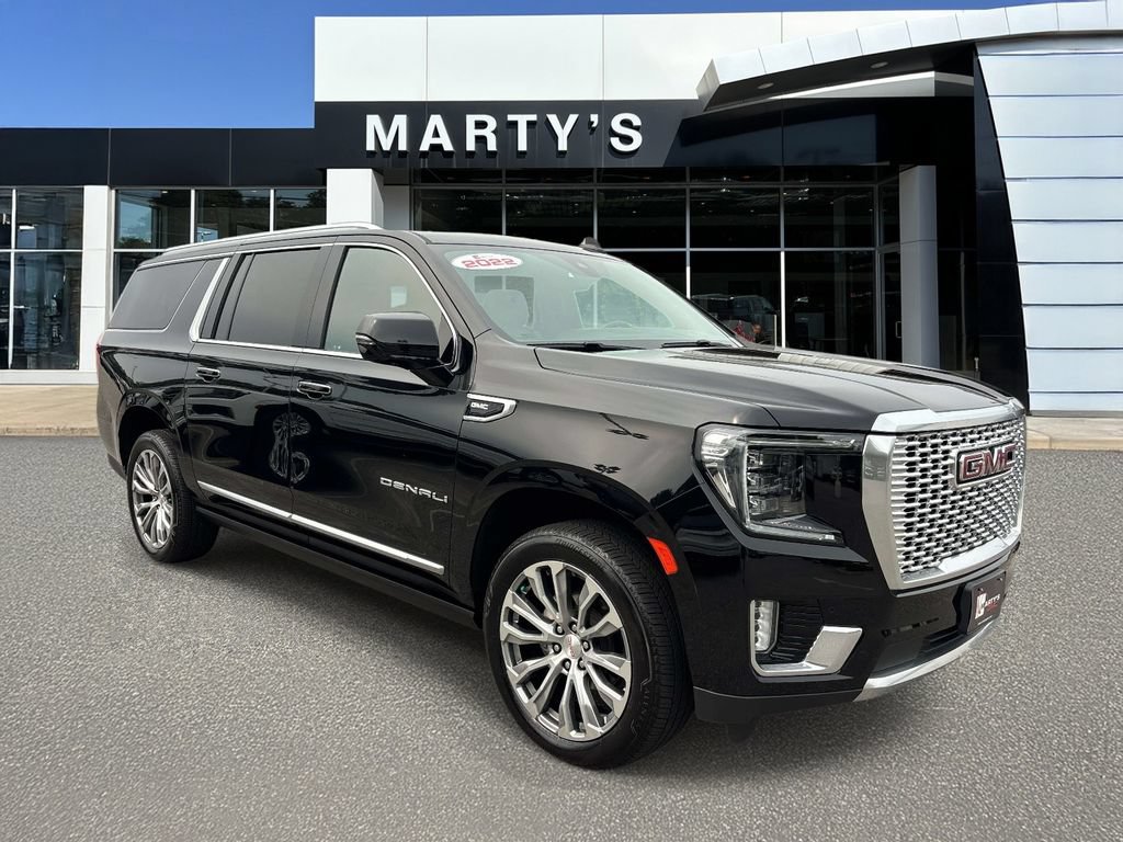 Used 2022 GMC Yukon XL Denali w/ Denali Premium Package AWD/4WD 360° Tour