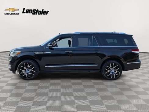 Used 2023 Lincoln Navigator L Reserve image 2