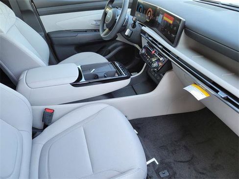 New 2025 Hyundai Tucson SEL image 15