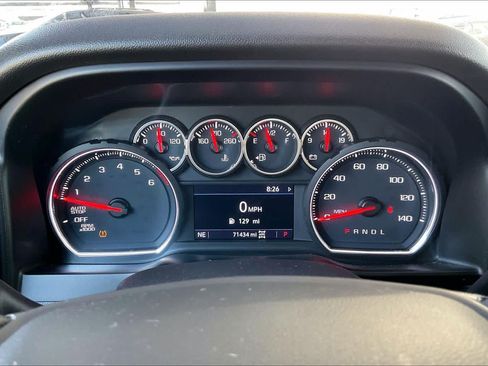 Used 2019 Chevrolet Silverado 1500 LT w/ Texas Edition AWD/4WD image 25