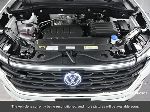 Used 2024 Volkswagen Atlas Cross Sport SEL Premium R-Line image 13