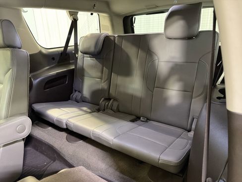 Used 2018 GMC Yukon XL Denali w/ Denali Ultimate Package image 26