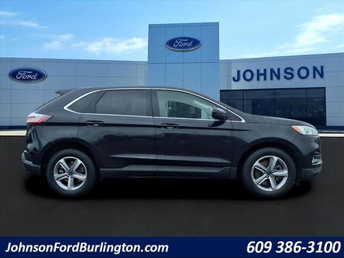 Certified 2022 Ford Edge SEL w/ Convenience Package image 2