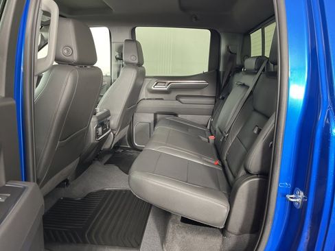 Used 2022 Chevrolet Silverado 1500 LTZ w/ LTZ Convenience Package II AWD/4WD image 23