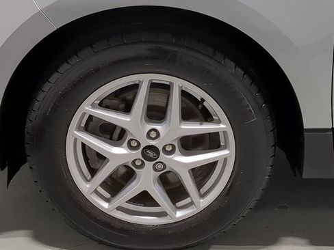 Used 2024 Ford Edge SEL w/ Convenience Package image 14