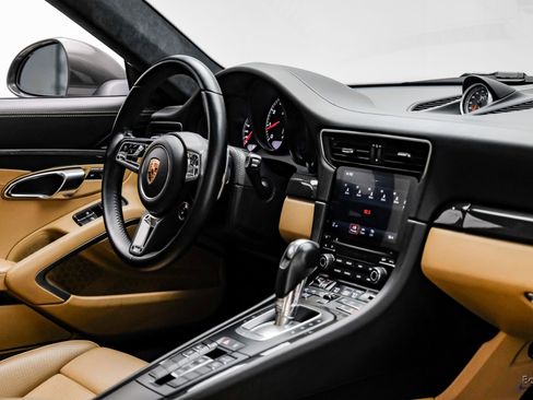 Used 2017 Porsche 911 Turbo image 46