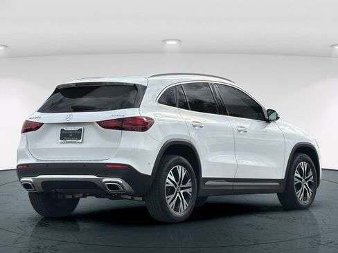 Used 2025 Mercedes-Benz GLA 250 4MATIC image 7
