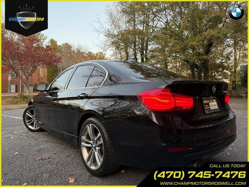 Used 2017 BMW 330i Sedan w/ Premium Package image 12